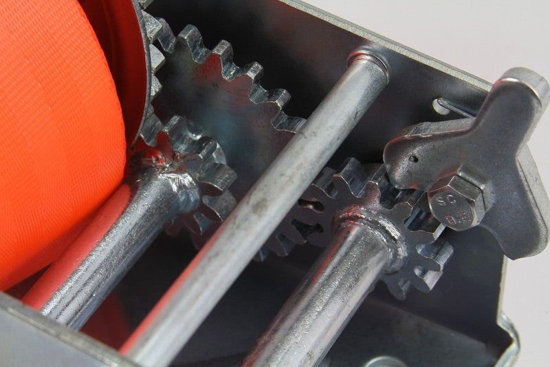 РЪЧНA ЛЕБЕДКА С КОЛАН 2500LBS – 1133 КГ MAR-POL