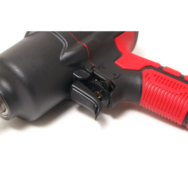 ПНЕВМАТИЧЕН ГАЙКОВЕРТ С КЪС ШПИНДЕЛ 1450 NМ 1/2″ С ВЛОЖКИ И КУФАР FORSAGE