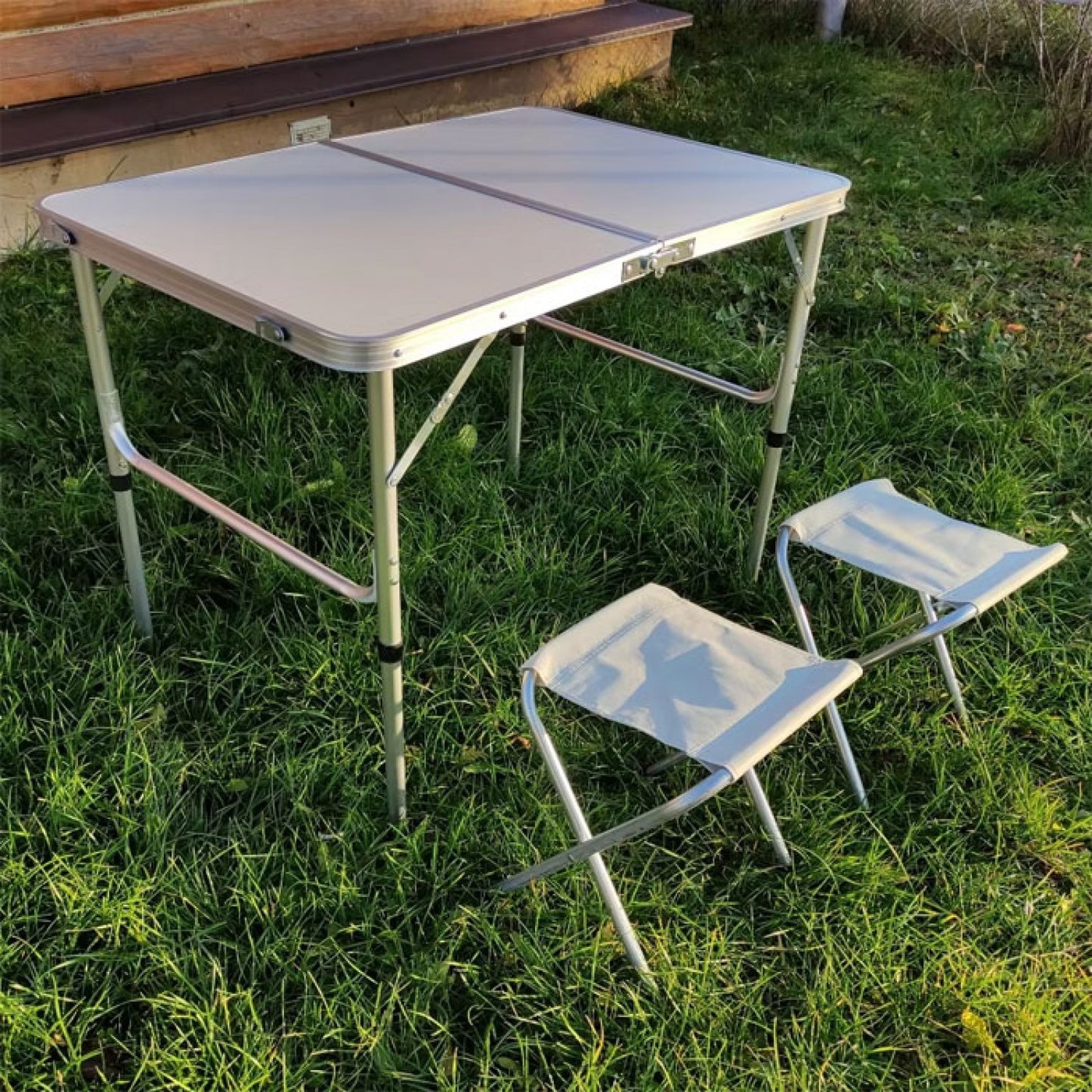 МАСА ЗА КЪМПИНГ + 2 БРОЯ СТОЛОВЕ - PA733