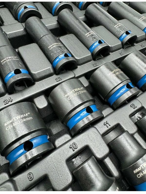 КОМПЛЕКТ УДАРНИ ВЛОЖКИ 1/2″ 40 ЧАСТИ KRAFTWELLE